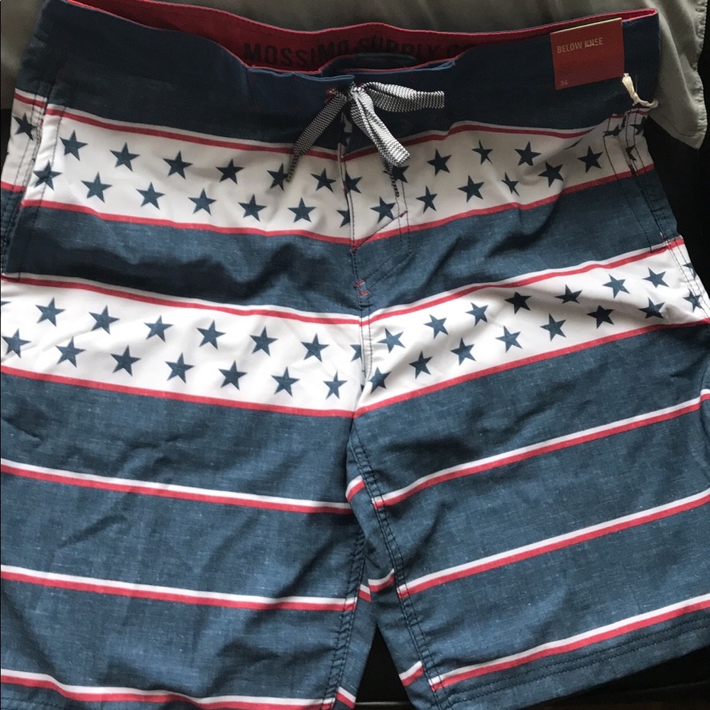 Men’s BRAND NEW  American swimming trunks!